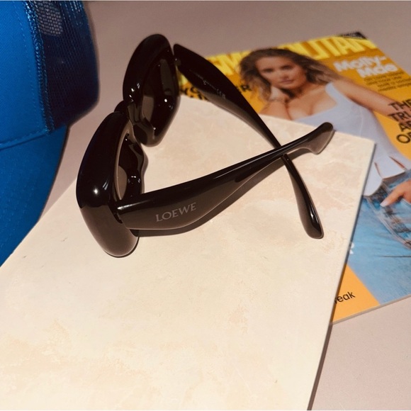 LOEWE Black Inflated Nylon Sunglasses - Picture 3 of 4